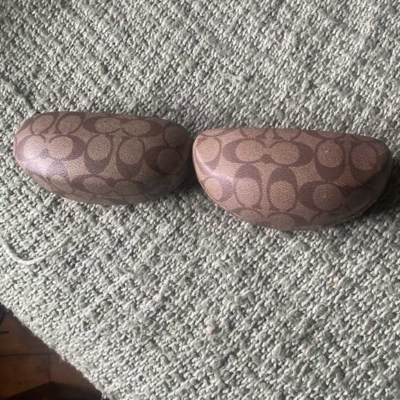 2 Authentic COACH Hard Shell Sunglass cases holders clamshell hard protective - Picture 4 of 11